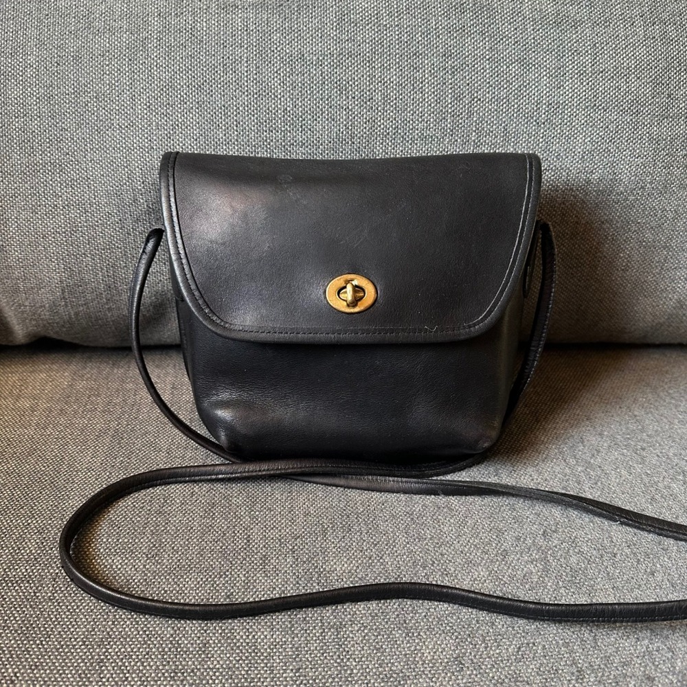 Vintage Coach Quincy Bag Black Leather Crossbody Turnlock Pre-1994 Made in USA